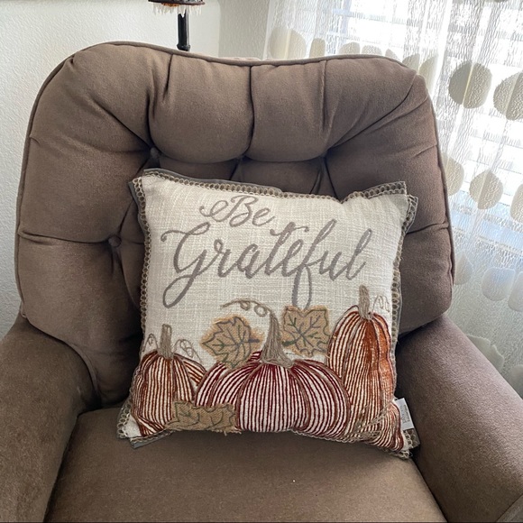 Wendy Bellisimo Purva Hello Fall Be Grateful Autum Fall Themed Accent Pillows - Picture 7 of 15